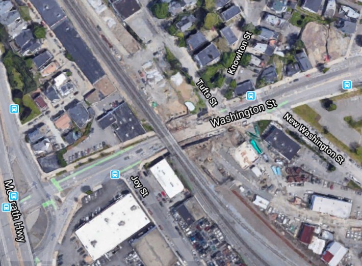The City of Somerville plans to install physically-protected bus and bike lanes on this section of Washington Street east of the McGrath Highway with "Shared Streets and Spaces" grant funding from MassDOT.