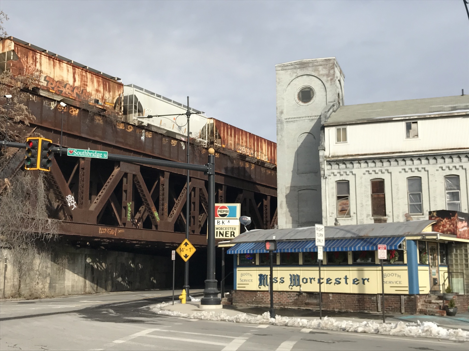 The Miss Worcester Diner and the Southbridge Street rail viaducts
